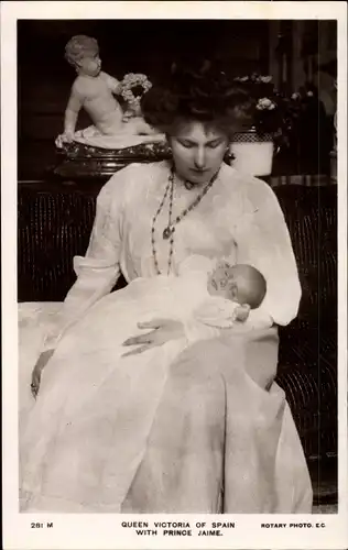 Ak Königin Victoria Eugenie von Spanien, Frau von Alfons XIII., Prinz Jaime als Baby, 1908