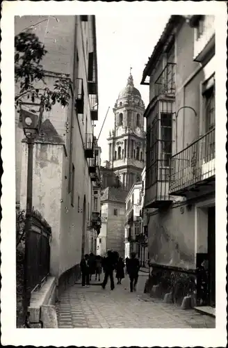 Ak Málaga Andalusien Spanien, Calle San Agustin, la Catedral, Straßenpartie, Kathedrale