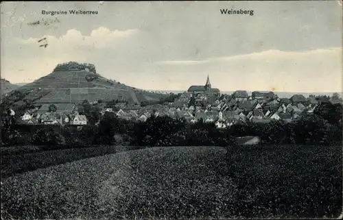 Ak Weinsberg im Kreis Heilbronn, Burgruine Weibertreu, Blick vom Feld auf die Ortschaft