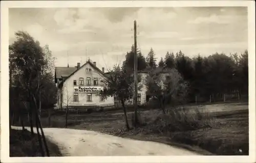 Ak Morgenröthe Rautenkranz Muldenhammer im Vogtland, Blick auf das Ferienheim Muldenhaus