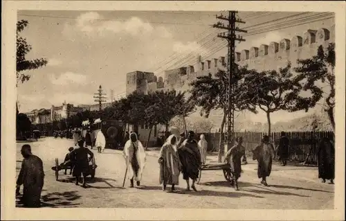 Ak Sousse Tunesien, Les Remparts, Straße an der Stadtmauer