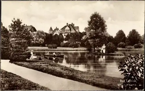 Ak Bad Lausick in Sachsen, Wasserpartie mit Blick auf Villenkolonie, Bootsfahrt