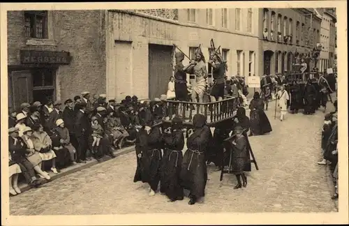 Ak Furnes Westflandern, Procession de Penitence, Boetprocessie, La Flagellation
