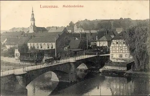 Ak Lunzenau in Sachsen, Blick auf die Muldenbrücke, Pferdekutsche