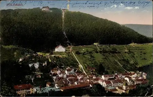 Ak Bad Wildbad im Kreis Calw Baden Württemberg, Panoramaansicht von Ortschaft und Umgebung