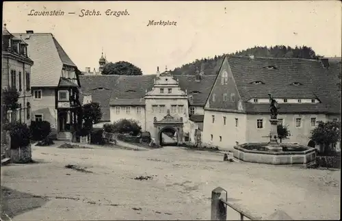 Ak Lauenstein im Müglitztal Altenberg, Blick auf den Marktplatz