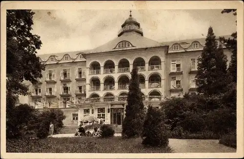 Ak Lázně Jeseník Gräfenberg Freiwaldau Reg. Olmütz, Blick auf das Priessnitzsanatorium