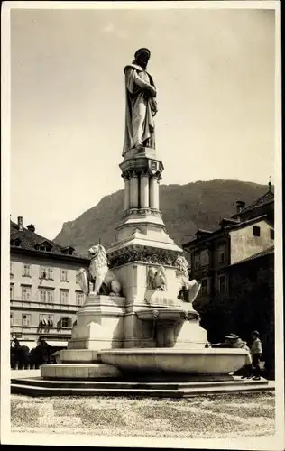 Ak Bozen Bolzano Südtirol Italien, Monumento Walter, Walter von der Vogelweide Denkmal, H. Natter