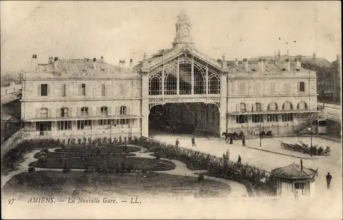 Ak Amiens Somme, La Nouvelle Gare, Blick auf den Bahnhof, Eingang, Parkanlagen, Lehnert & Landrock