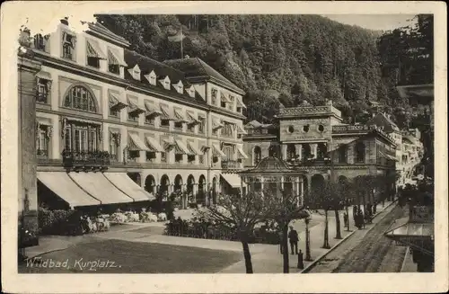 Ak Bad Wildbad im Kreis Calw Baden Württemberg, Kurplatz