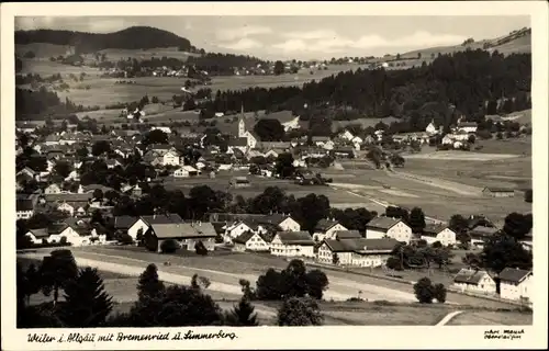 Ak Weiler Simmerberg im schwäbischen Kreis Lindau Bodensee, Blick auf den Ort mit Umgebung