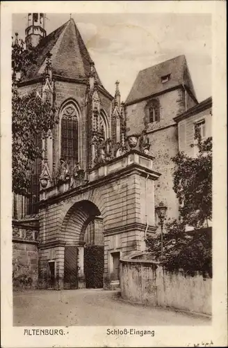 Ak Altenburg in Thüringen, Blick auf den Schlosseingang