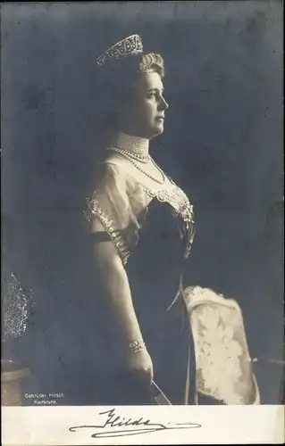 Ak Großherzogin Hilda von Baden, Hilda von Nassau, Ehefrau Friedrich II. von Baden, Rotes Kreuz