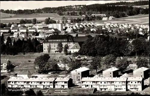 Ak Wunsiedel im Tal der Röslau Oberfranken, Blick auf den Ort