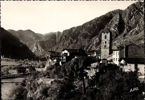 Ak Andorra la Vella Andorra, Vue partielle, Ortschaft mit Landschaftsblick