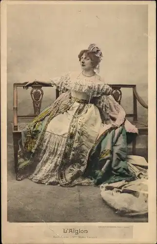 Ak Schauspielerin Maria Legault als Marie Louise in L'Aiglon von Edmond Rostand