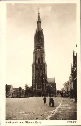 Ak Delft Südholland Niederlande, Marktplein met Nieuwe Kerk, Blick zur Kirche