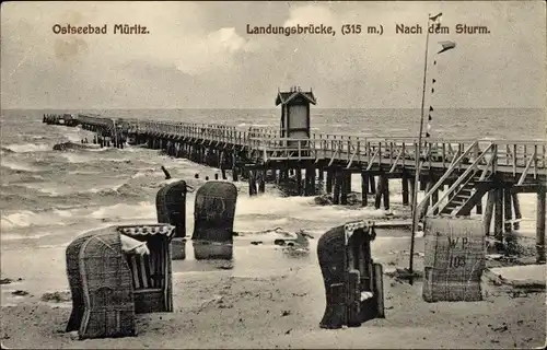 Ak Graal Müritz im Kreis Rostock, Landungsbrücke nach dem Sturm, Strandpartie