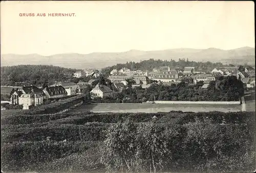 Ak Herrnhut in der Oberlausitz, Ortschaft mit Landschaftsblick