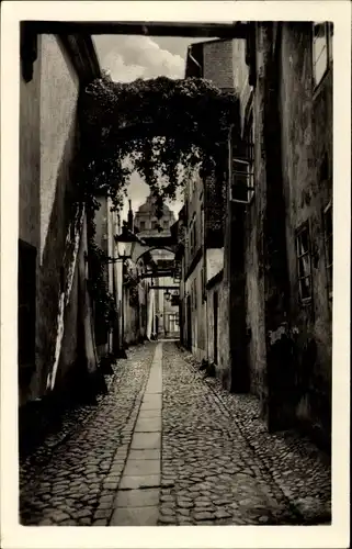 Ak Stralsund in Mecklenburg Vorpommern, Blick in die Bechermachergasse