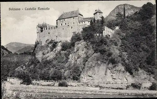 Ak Bozen Bolzano Südtirol, Castello Roncolo, Blick zur Burg
