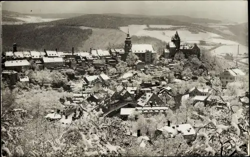 Ak Schwarzenberg im Erzgebirge Sachsen, Blick vom Rockelmann auf den Ort, Winteransicht
