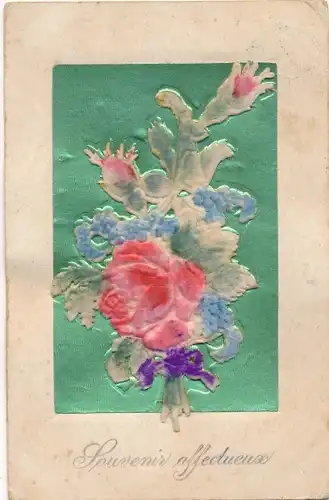 Samt Relief Ak Souvenir affectueux, Blumenstrauß mit Rosen, Schleife