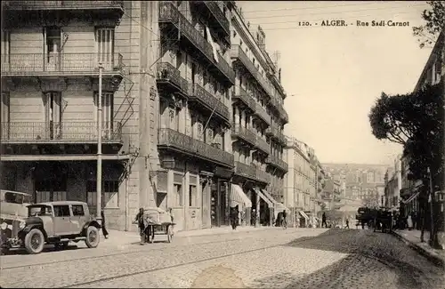 Ak Algier Alger Algerien, Rue Sadi Carnot, Blick in die Straße, Wohnhäuser