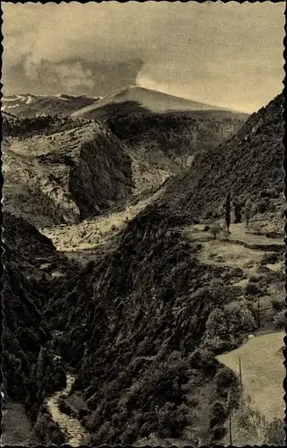 Ak Andorra, La Vallée de Meritxell, Landschaftsansicht, Tal, Berge