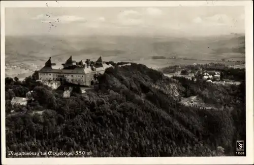 Ak Augustusburg im Erzgebirge, Blick auf das Schloss, Fliegeraufnahme, Klinke & Co. 11583