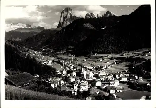 Ak St. Ulrich in Gröden Ortisei Südtirol, Stadtpanorama, Val Gardena Dolomiti