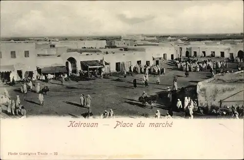 Ak Kairouan Tunesien, Place du marché, Blick über den Marktplatz