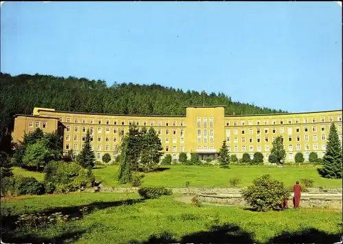 Ak Erlabrunn Breitenbrunn im Erzgebirge, Blick auf das Bergarbeiterkrankenhaus Dr. Georg Benjamin