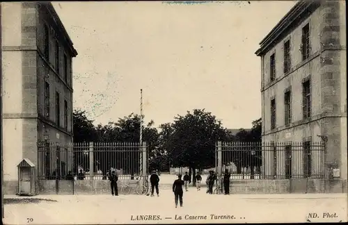 Ak Langres Haute Marne, La Caserne Turenne, Kaserne, Eingangstor