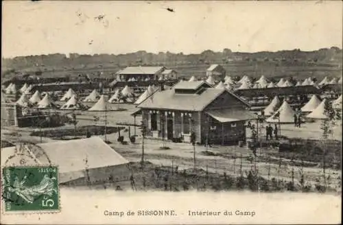 Ak Sissonne Aisne, Interieur du Camp, Blick auf das Lager