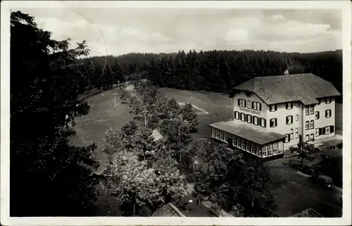 Ak Oppenau im Ortenaukreis, Blick auf das Kurhaus Zuflucht, Inh. E. Schmelze