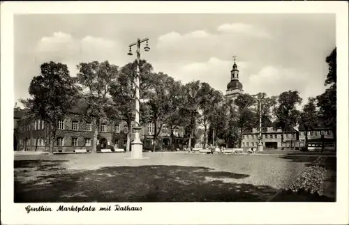 Ak Genthin am Elbe Havel Kanal, Marktplatz mit Rathaus