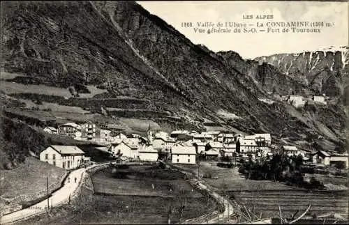 Ak La Condamine Châtelard Alpes de Haute Provence, Gesamtansicht des Ortes, Fort de Tournoux