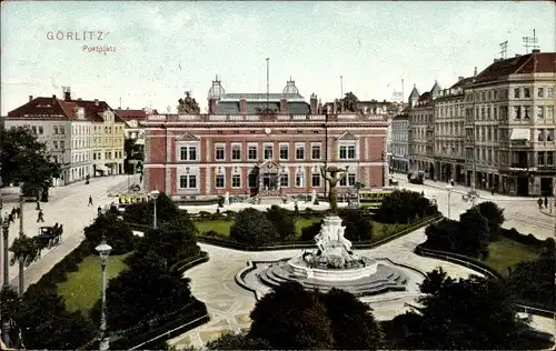 Ak Görlitz in der Lausitz, Blick auf den Postplatz, Sprinbrunnen