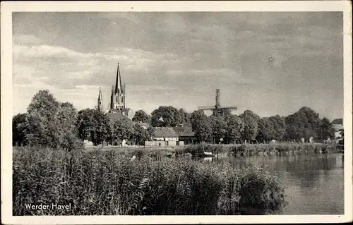 Ak Werder an der Havel, Flusspartie mit Blick auf Kirche und Windmühle