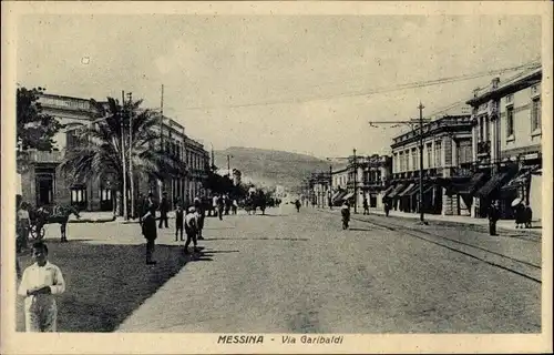 Ak Messina Sicilia Sizilien, Via Garibaldi, Straßenpartie, Stadtansicht