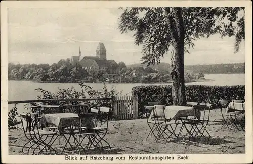 Ak Ratzeburg in Schleswig Holstein, Blick auf Ort vom Restaurationsgarten Baek, Inh. J. Schönborn