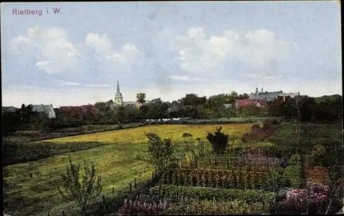 Ak Rietberg in Westfalen, Gartenpartie, Teilansicht von Ortschaft, Hopfen