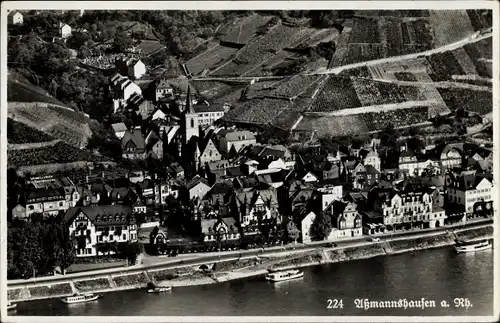 Ak Assmannshausen Rüdesheim am Rhein, Fliegeraufnahme vom Ort