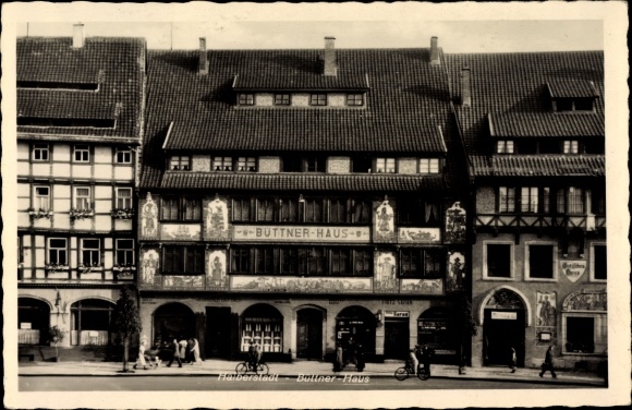 Ak Halberstadt In Sachsen Anhalt Strassenpartie Mit Blick Auf Das