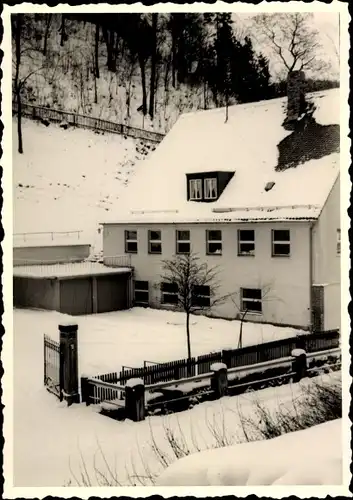 Foto Bad Berneck im Fichtelgebirge Oberfranken, Haus mit Einfahrt, Winter, Schnee
