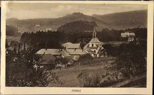 Ak Pairis Elsass Haut Rhin, Totalansicht der Ortschaft, Kirche, Felder, Wald