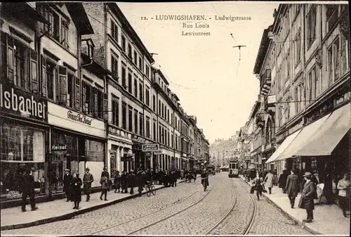 Ak Ludwigshafen am Rhein Rheinland Pfalz, Blick in die Ludwigstraße, Geschäfte, Librairie francaise