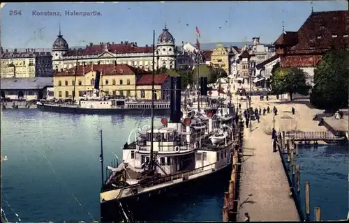 Ak Konstanz am Bodensee, Hafenpartie, Dampfer, Anlegestelle, Teilansicht der Stadt
