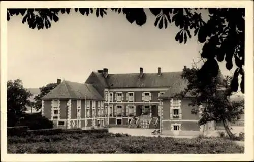 Ak Jaulgonne Aisne, Blick auf ein Wohnhaus, Gartenpartie